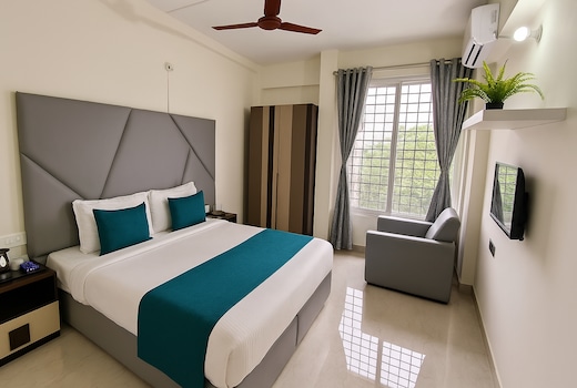 Lake Side Serviced Apartment by Maxxvalue