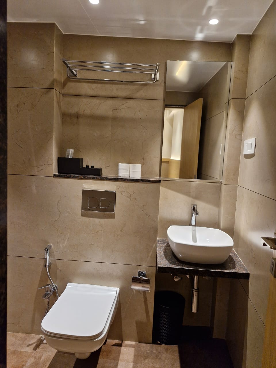 Avenue10 Boutique Hotel - Tap to explore photos