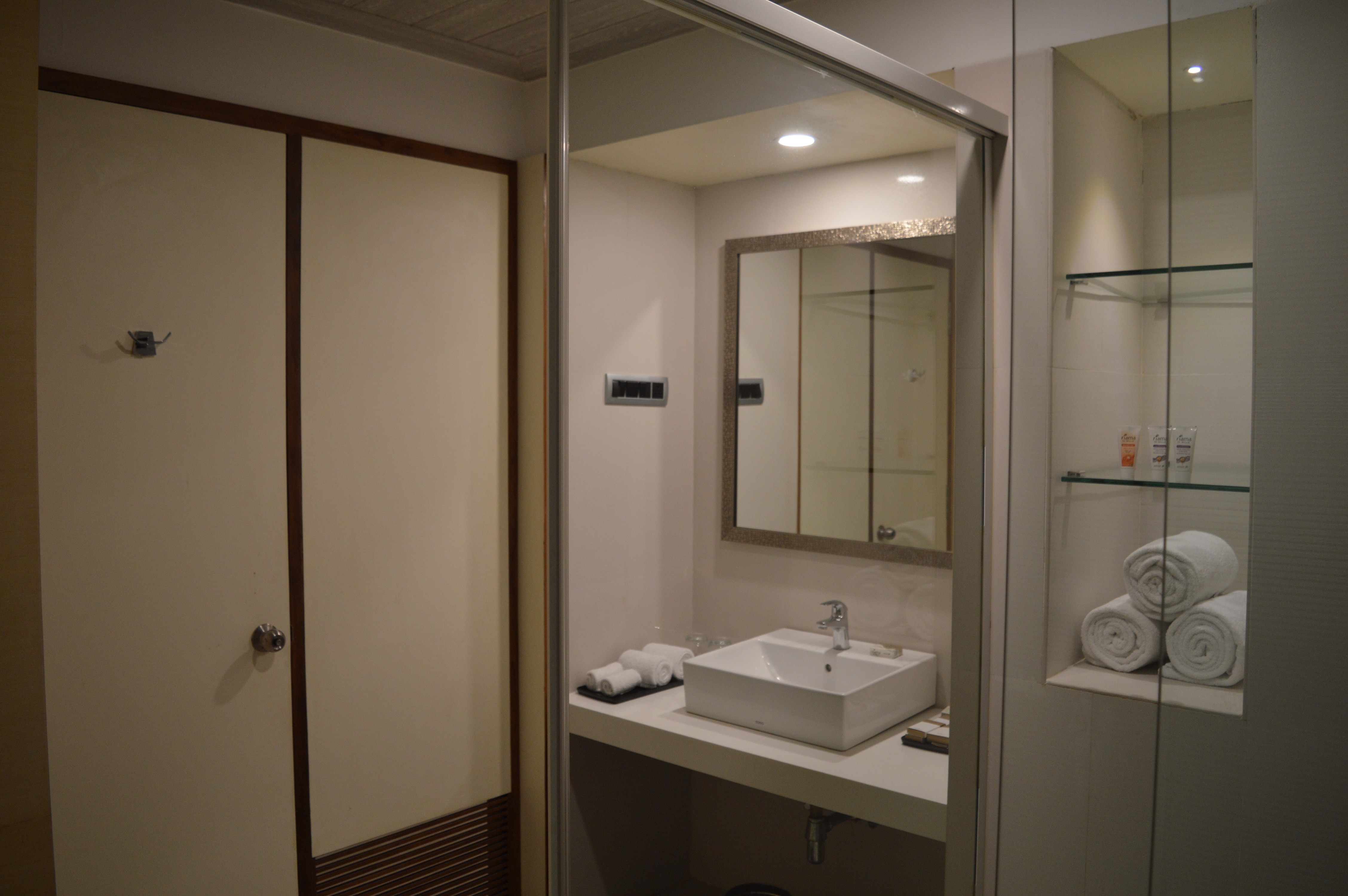 Welcomhotel by ITC  Hotels, Kences Palm Beach - Tap to explore photos