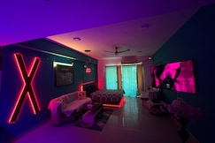 Astoria Stays Luxe Bathtub Retreat in Xanadu || Entire 1BHK Studio near Airport, CC2, Kolkata
