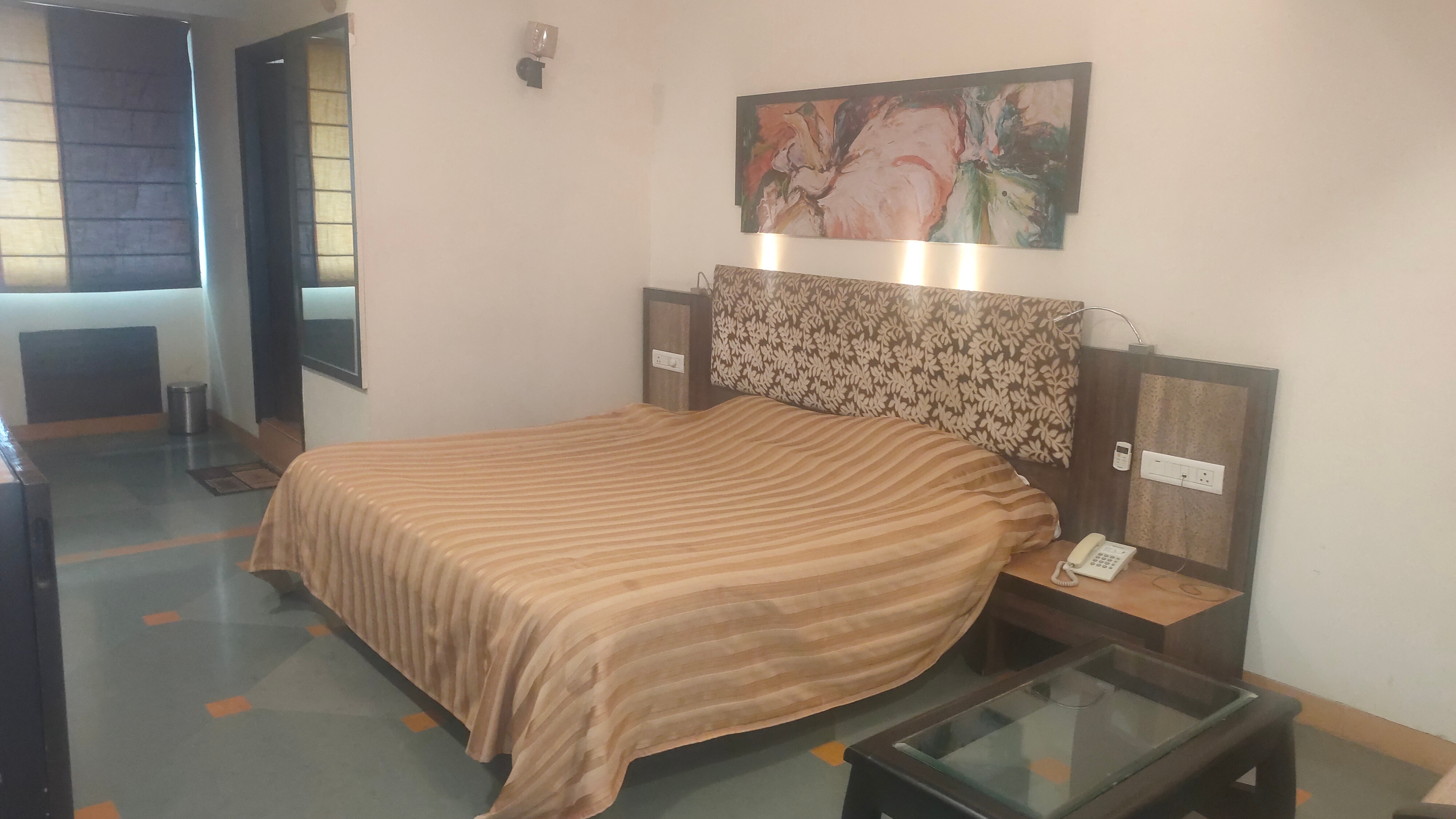 Shivalik Inn - Tap to explore photos