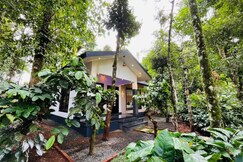 Beverly Hills Holiday Home, Wayanad