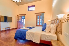 Vintage Inglenook Heritage Bungalow in Ooty by VOYE HOMES, Ooty