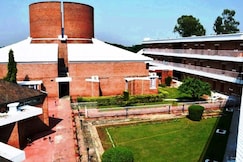 Indo Hokke Hotel, Nawada