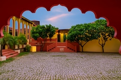 Vijaygarh Resort & Cottages with Private Pool, Udaipur