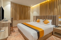 Tavish Inn, Delhi