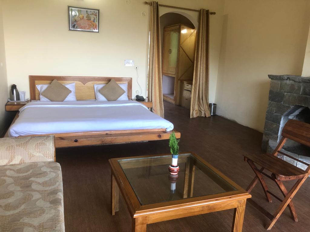 Hotel Elphinstone Himalayan Resort - Tap to explore photos