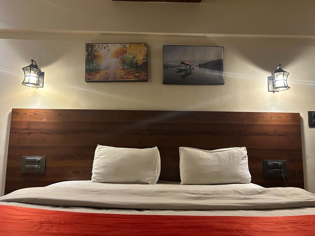 Omkar Inn - Tap to explore photos