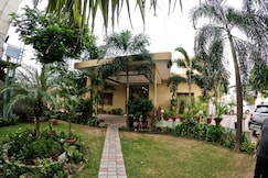 HOTEL SHEELA STAYS, Ludhiana