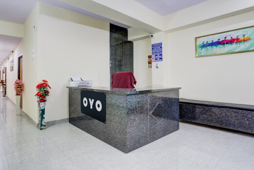 SPOT ON Aapki Haweli