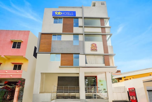 FabHotel Royal Suites - BTM Layout