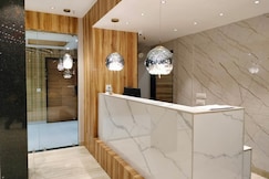 Hotel Golden Leaf, Siliguri