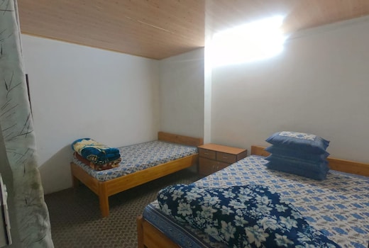 Goo Shavitri homestay