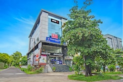 Hotel O Arya Inn, Pune