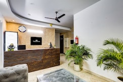 Super Townhouse Mayfield Garden Nearby Golf course road, Gurgaon