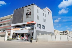 Hotel O The Infinity, Rajkot