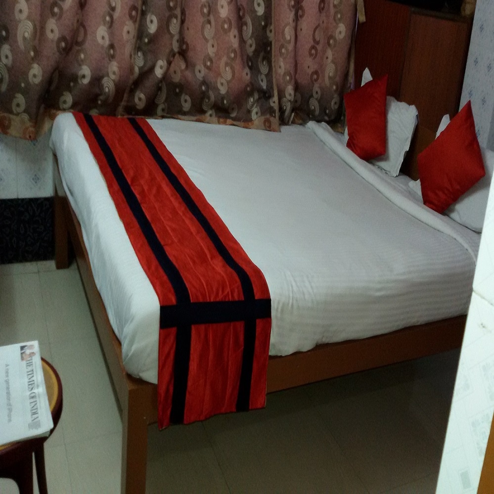 Hotel Geetanjali - Tap to explore photos