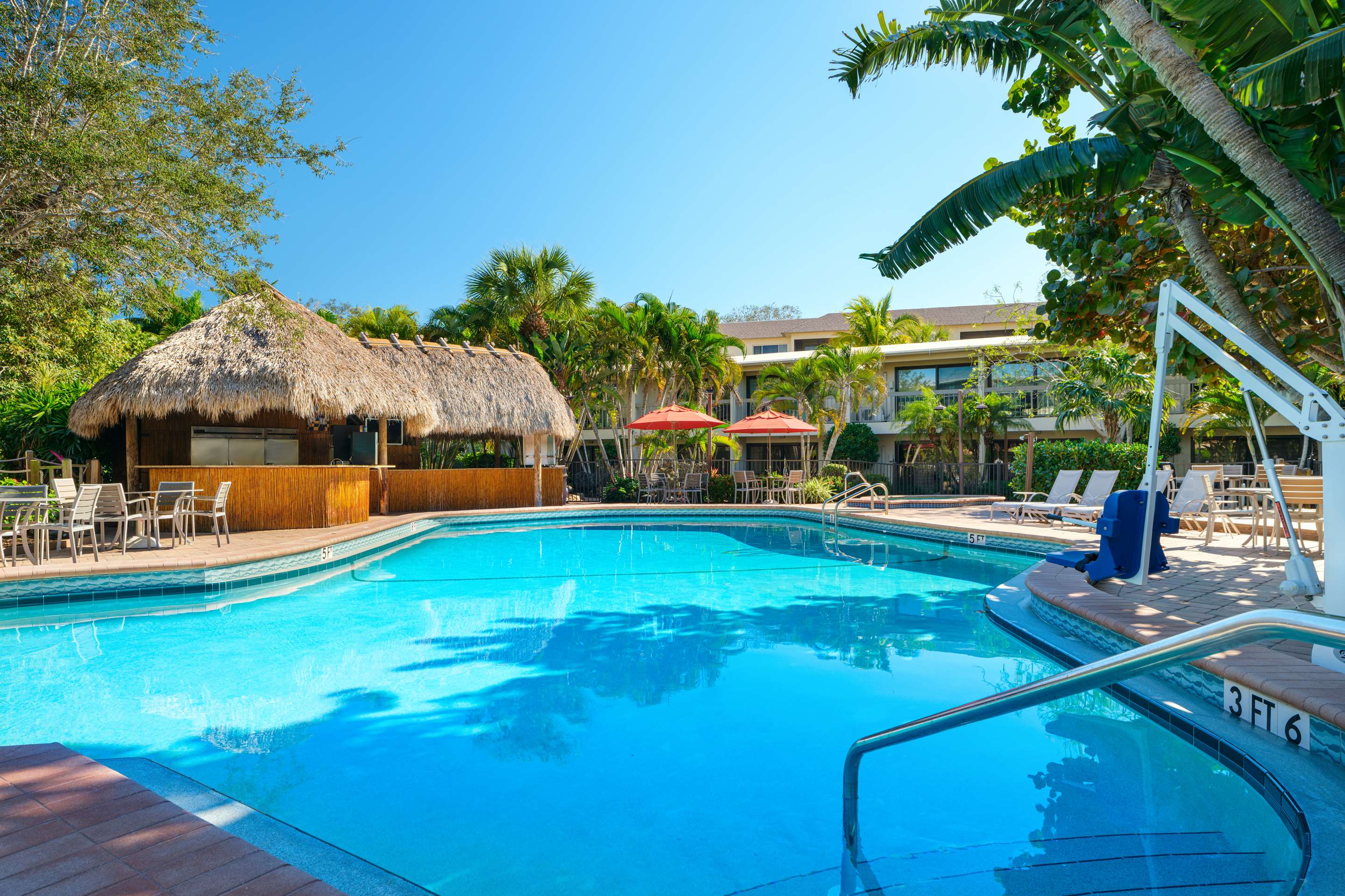 Best Western Naples Inn & Suites - Tap to explore photos