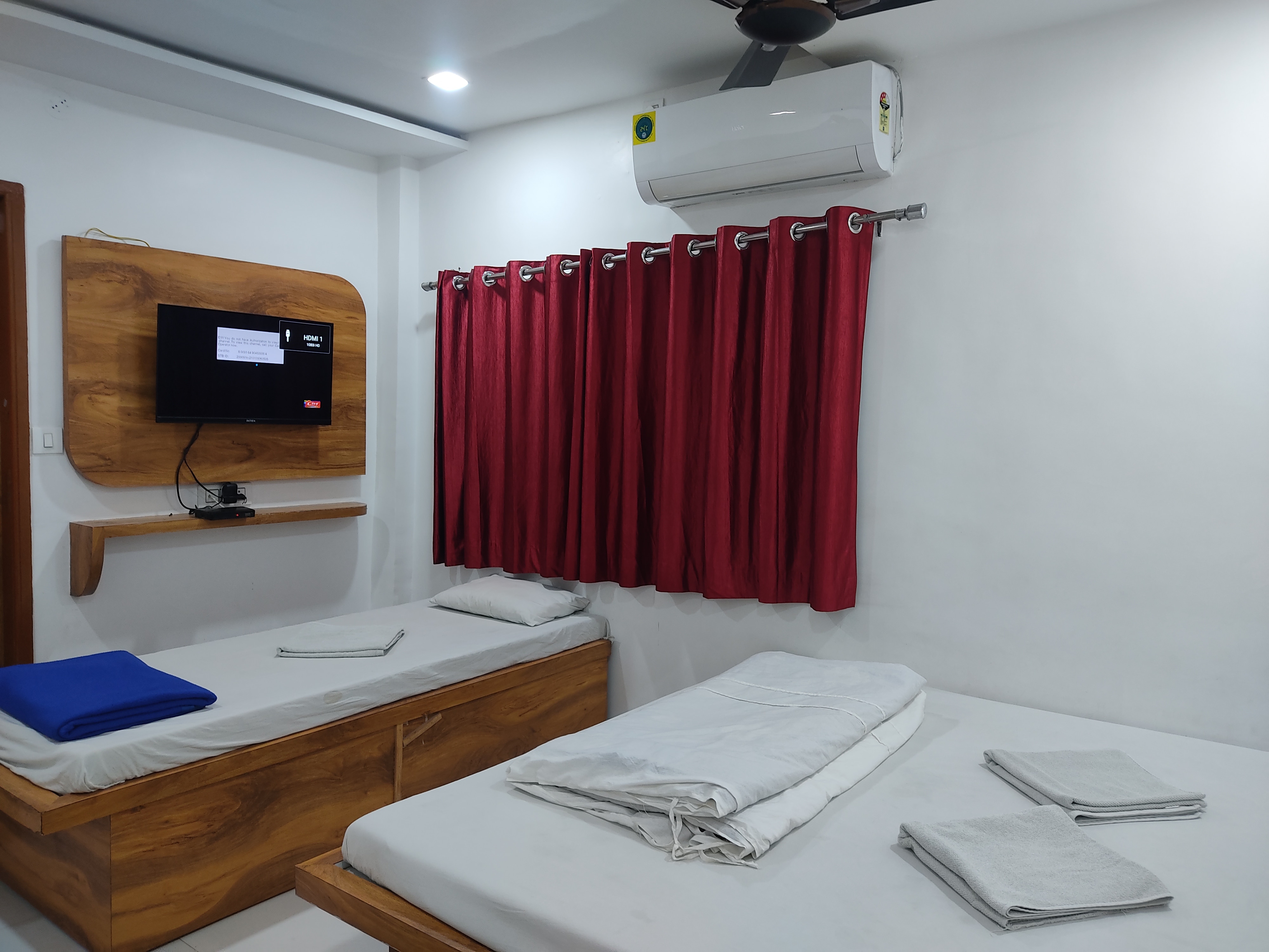 Shri Datta Residency - Tap to explore photos