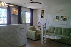 The Retreat Residency and lodging, Pune