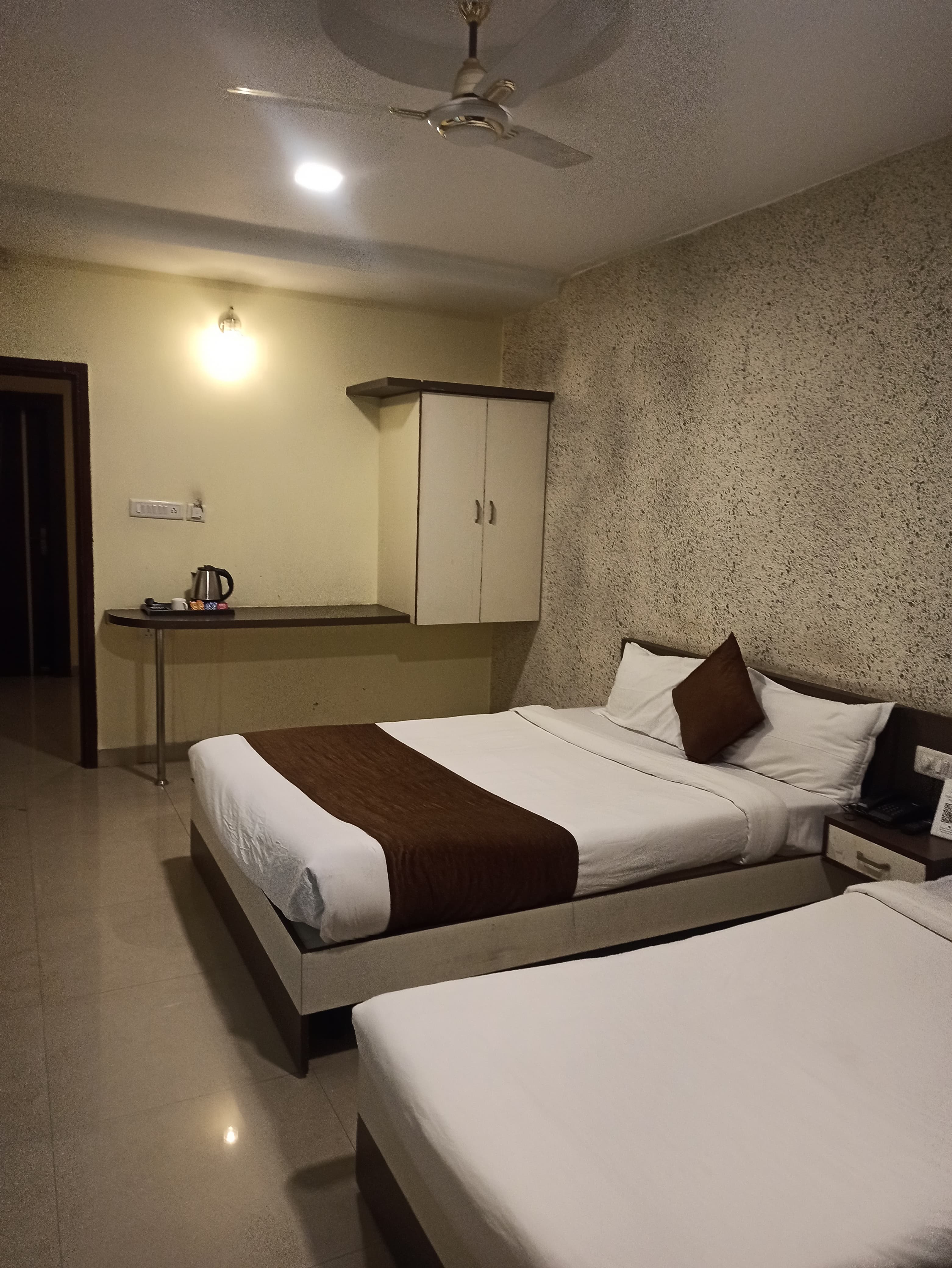 Hotel Mittal Avenue - Tap to explore photos