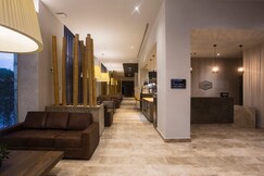 Hampton by Hilton David, David