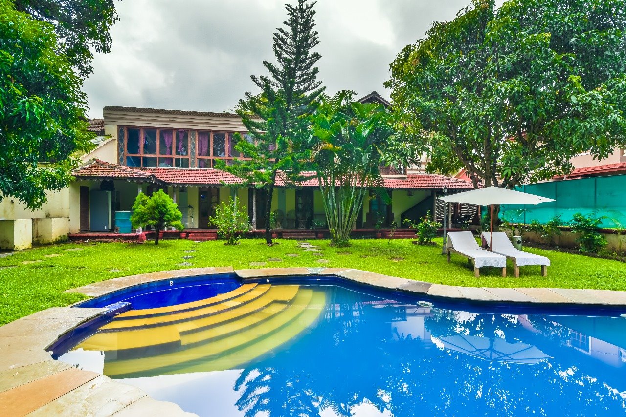 3bhk private pool Bunglow - Tap to explore photos