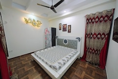 Monvic stay, Ghaziabad