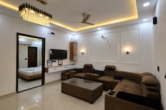 2 Bhk Eknav Villa Family Couple friendly, Kharar