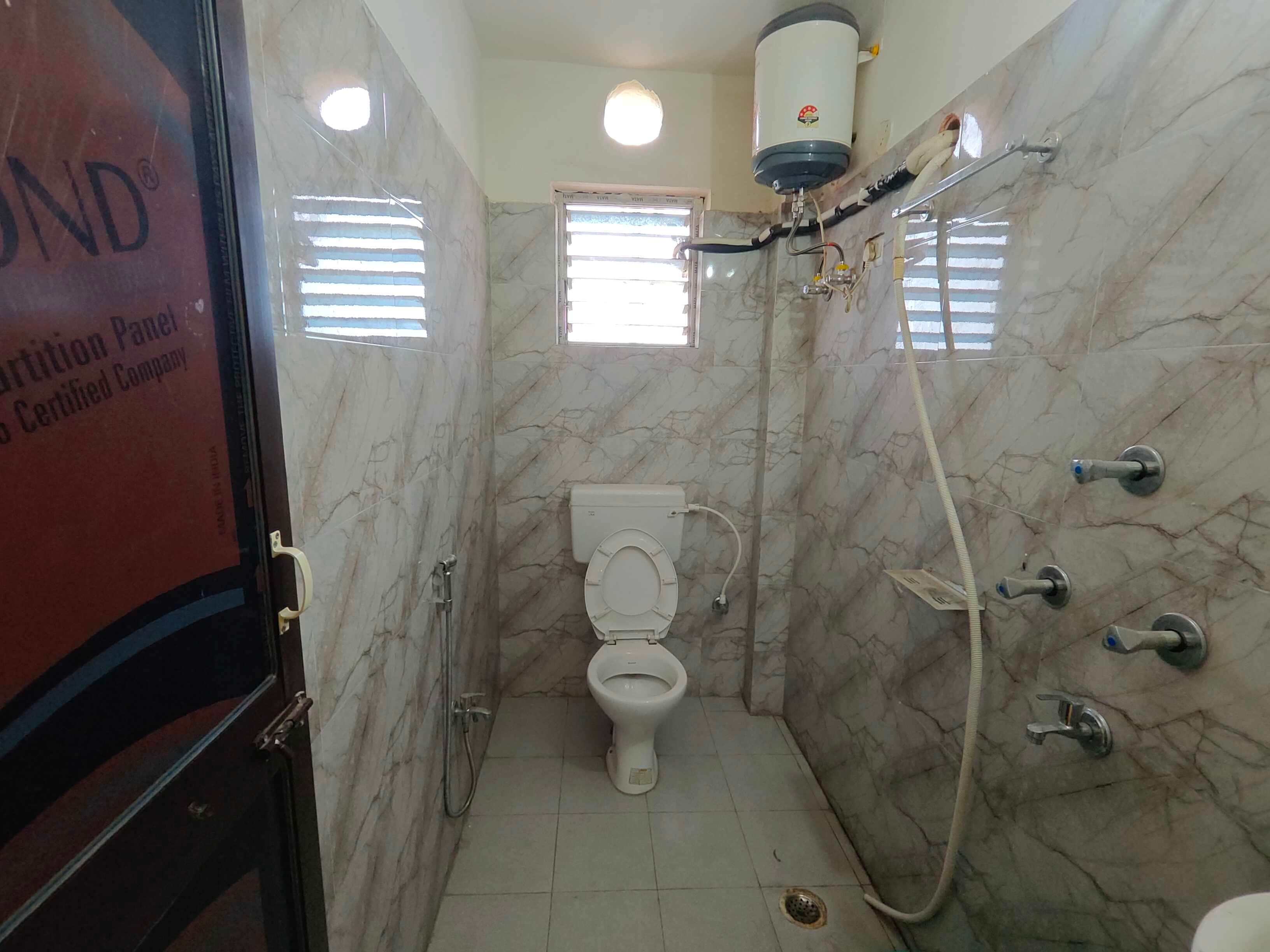 Hotel O Sagar Luminoire Hotel & Banquet Hall - Tap to explore photos