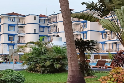 FabExpress Park Grand Royal Palms