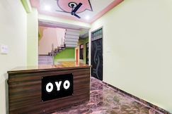 Hotel O Raj Palace, Mampur Bana