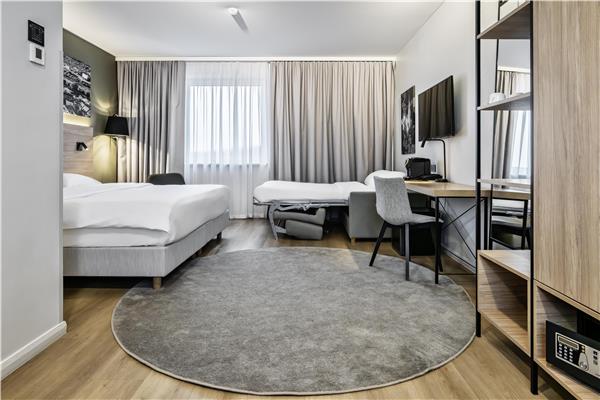 Park Inn By Radisson Vilnius Airport - Tap to explore photos