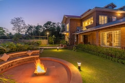 StayVista at Dhauladhar House, Dera Gopipur