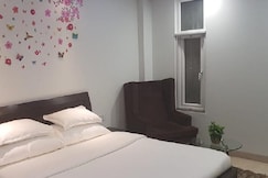 Exotic Pleasure Apartment | Rooms & Kitchen, Delhi