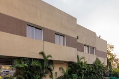 Hotel ACT, Khanna