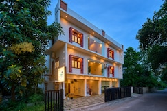 De Waves, Varkala