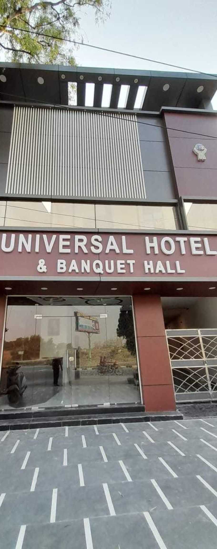 Hotel O Universal Hotel And Banquet Hall - Tap to explore photos