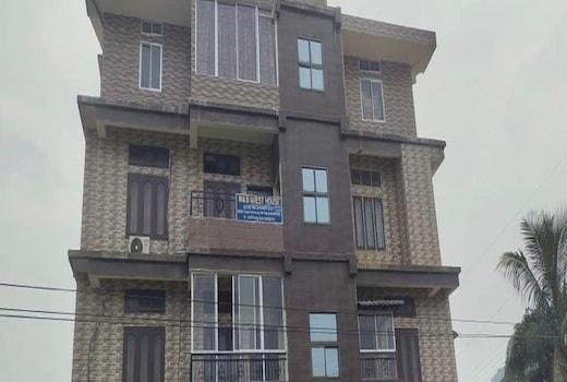 M n B Guest House