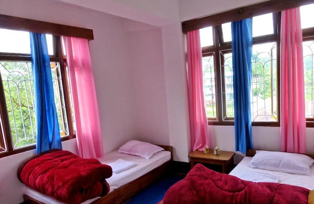 Limboo Homestay (Deluxe Room) - Tap to explore photos