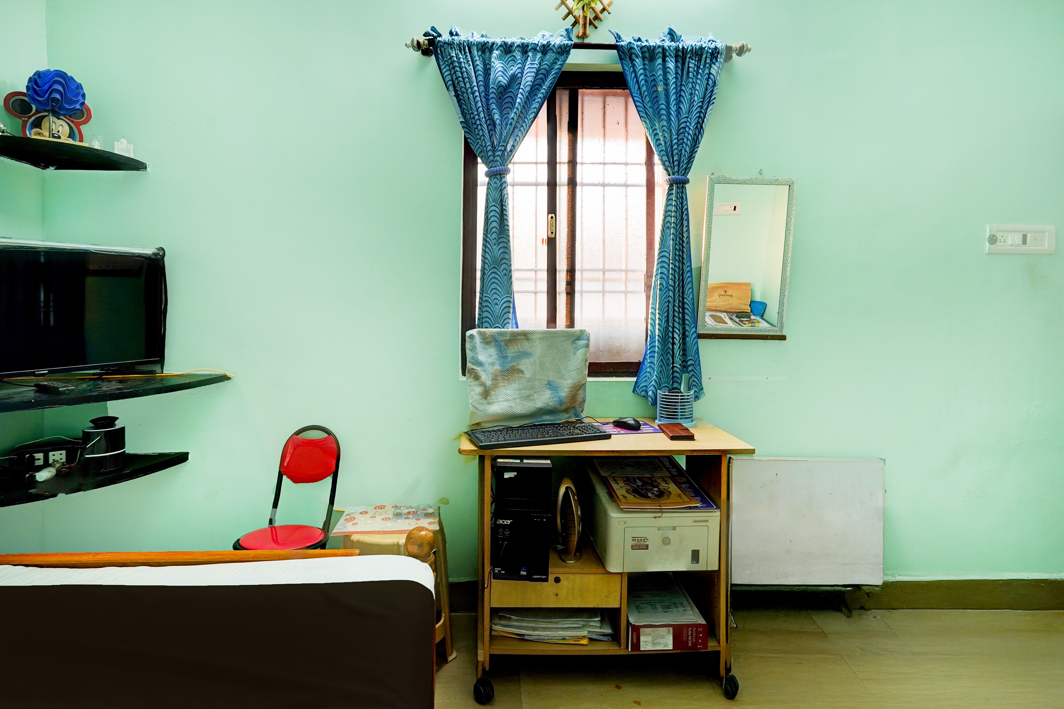 Hotel O PARAM HOMESTAY - Tap to explore photos
