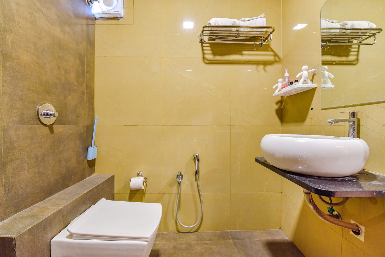 Hotel Avadh Palace, Subhash Bridge, Ahmedabad - Tap to explore photos