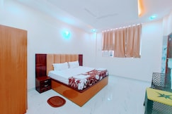 Hotel Awadh Star Palace, Sultanpur