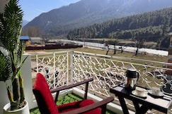 Riverdale by Stay Pattern, Pahalgam