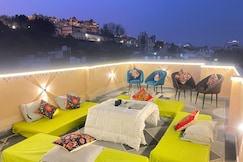 Funky Bagpackers |Vivid Themes, Vibrant Dreams, Udaipur