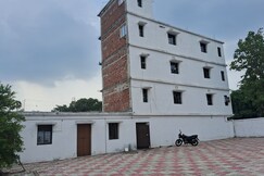 Hotel nirmal, Deoghar