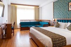 Hotel Sky International, Chalakudy