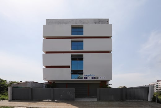 Treebo Sapphire Studio