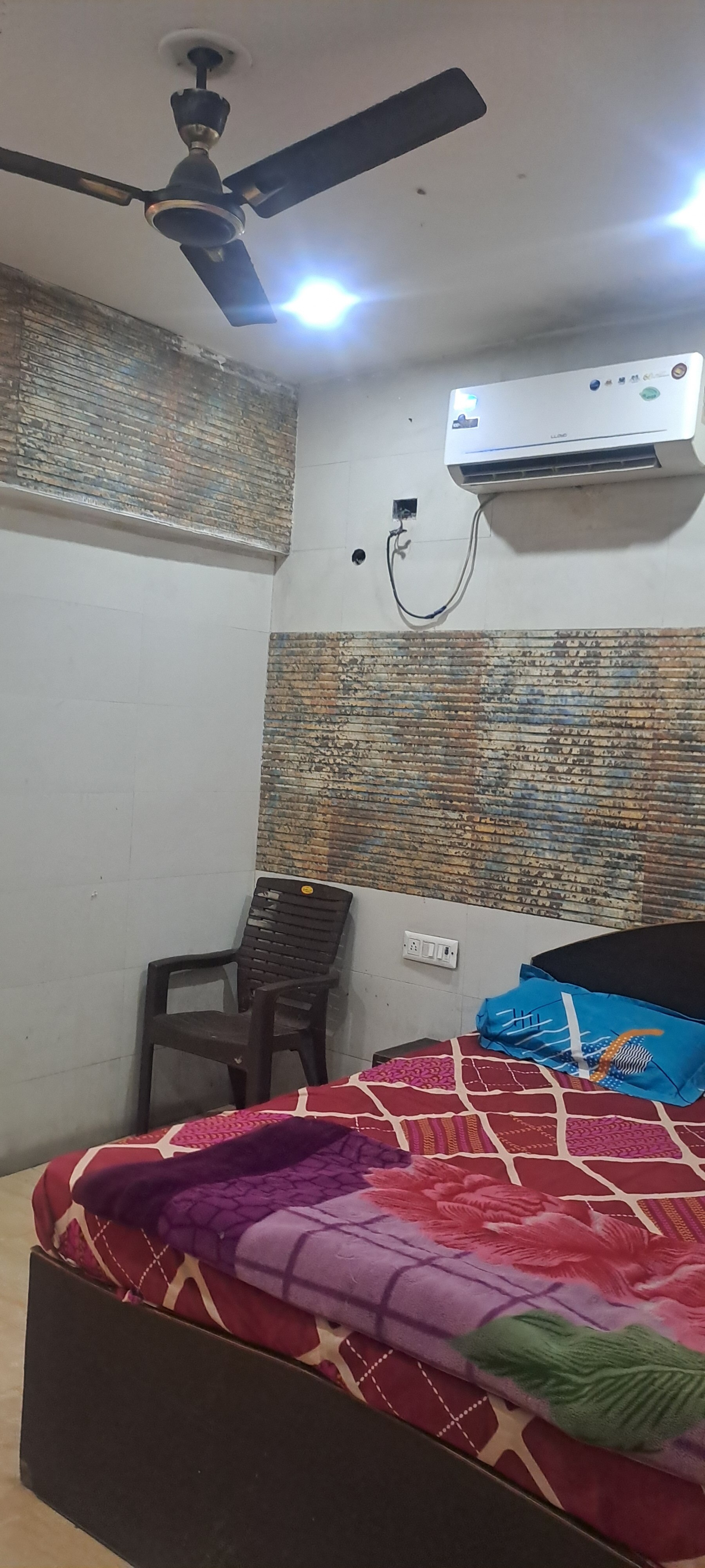 KHUSHI GUEST HOUSE - Tap to explore photos