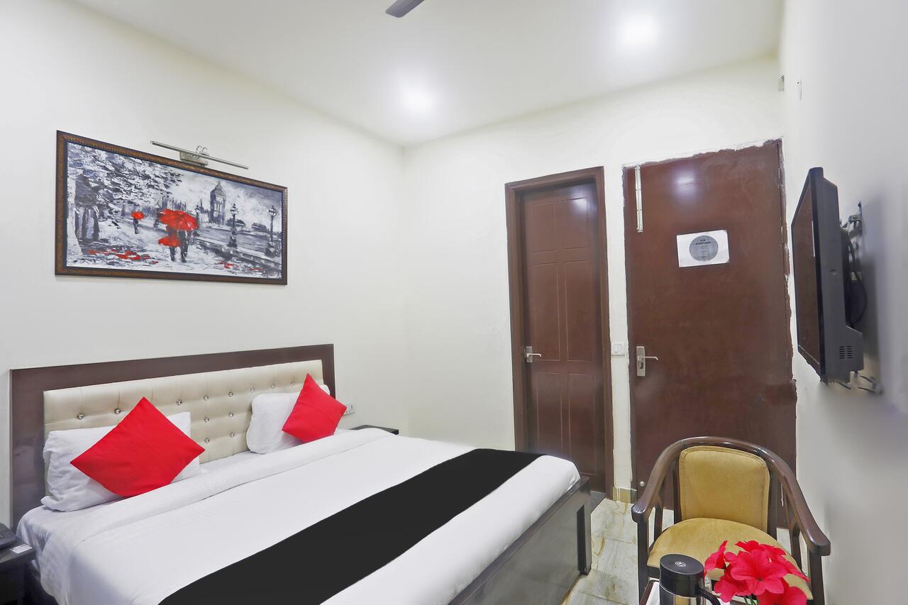 Hotel Amaya Inn@Sector 51 Metro - Tap to explore photos